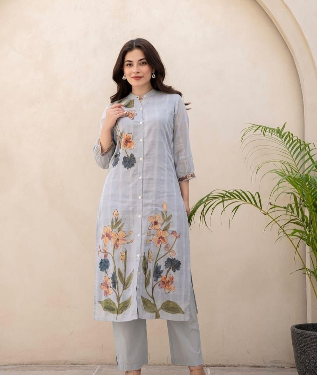 Serene Floral Elegance Kurti Set निवारा (NIVARA)