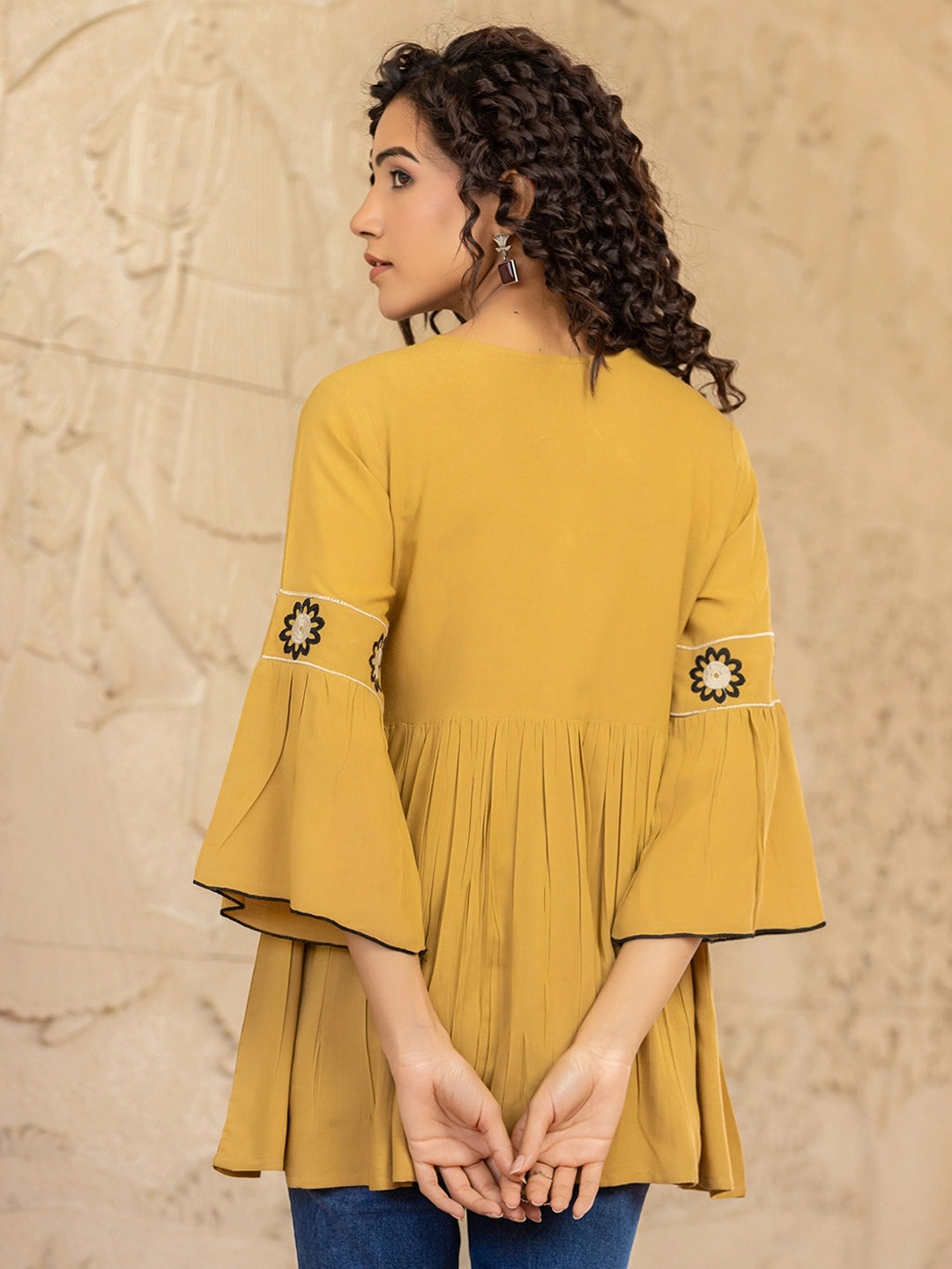 Sunset Embroidery Elegance Rayon Top निवारा (NIVARA)