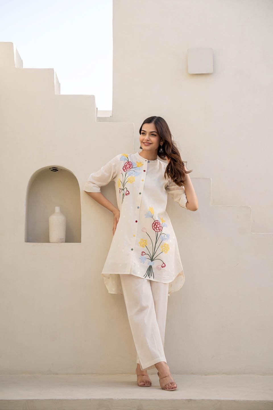 Women's Off-White Coord Set With Floral Embroidered Work निवारा (NIVARA)